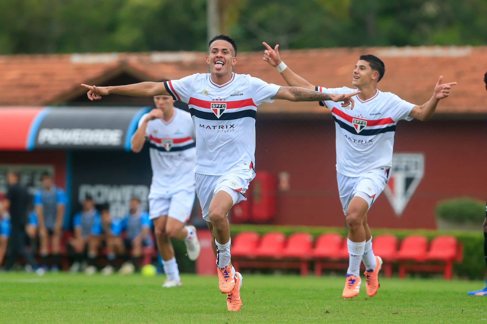 São Paulo venceu o Grêmio por 1 a 0