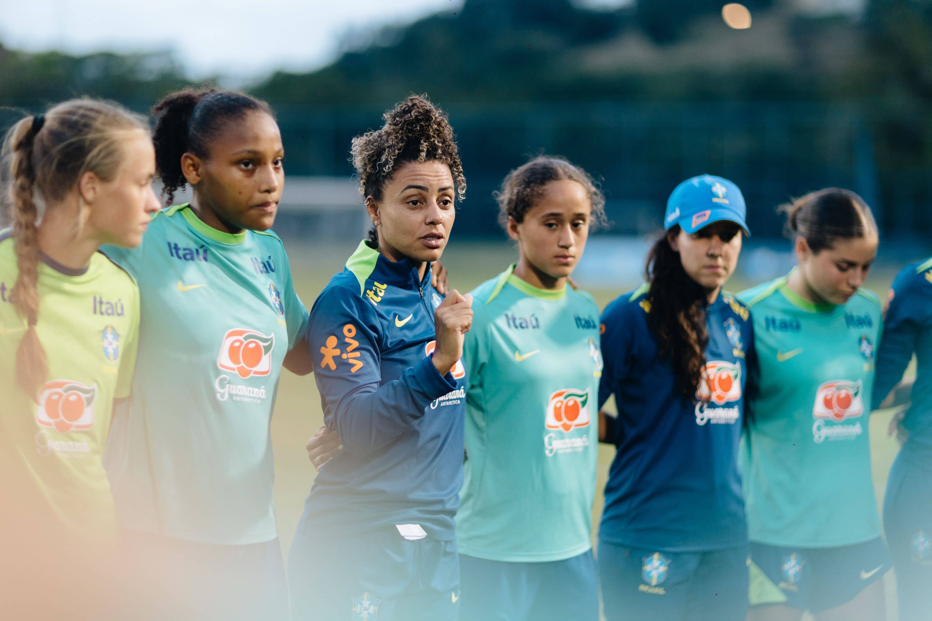 Seleção Feminina Sub-17 durante preparação para o Sul-Americano