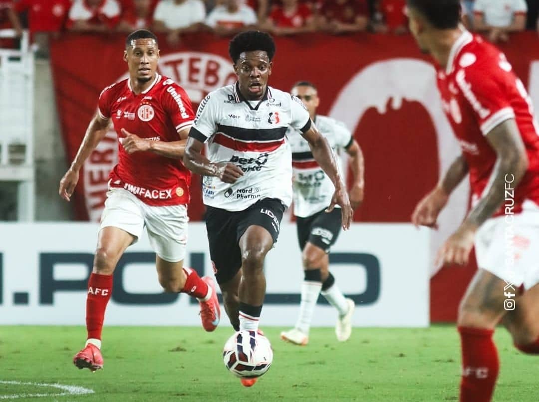 Santa Cruz arrancou empate em Natal e subiu para a Série C