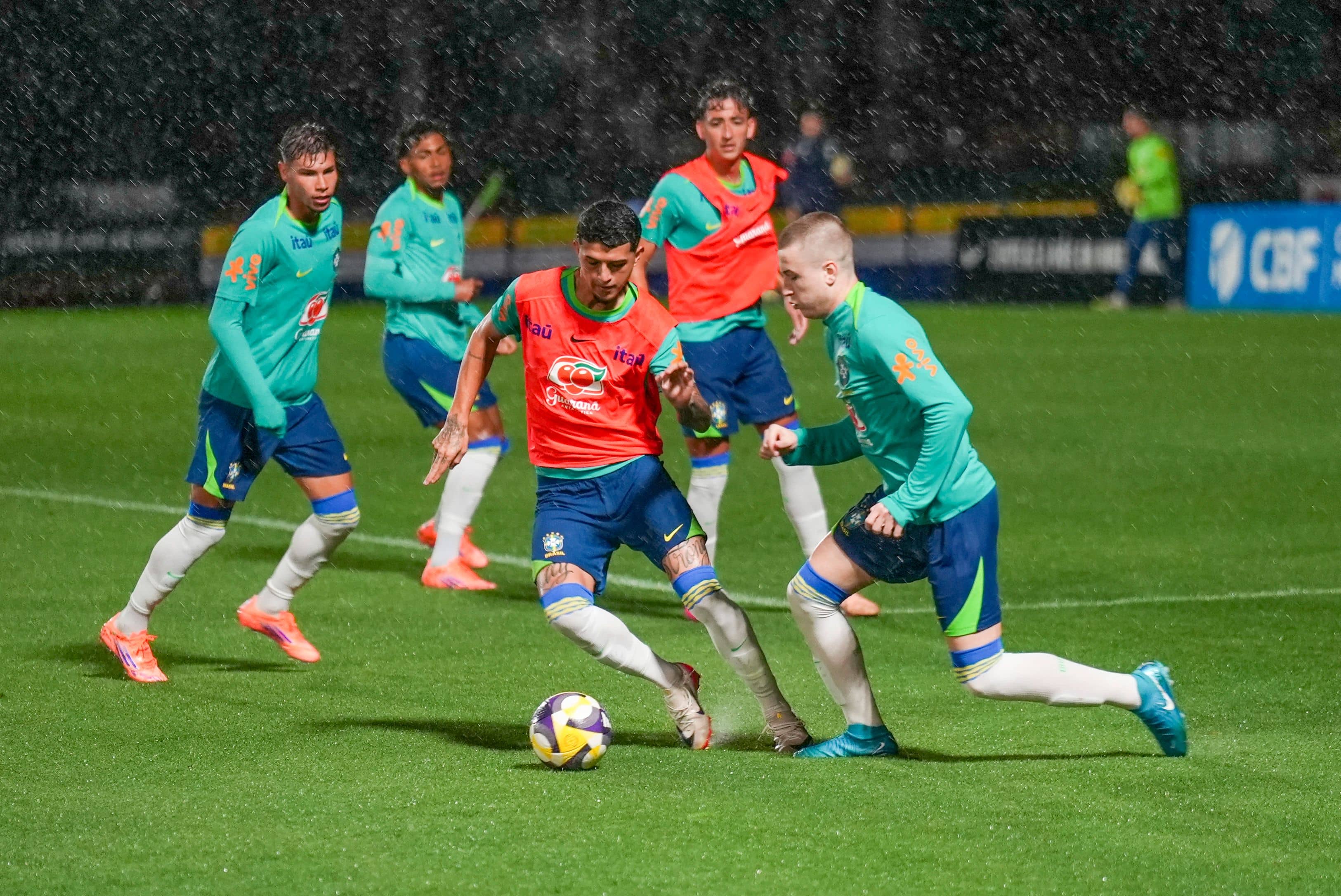Seleção Brasileira Sub-20 realizou primeiro treino já concentrada para a Copa do Mundo