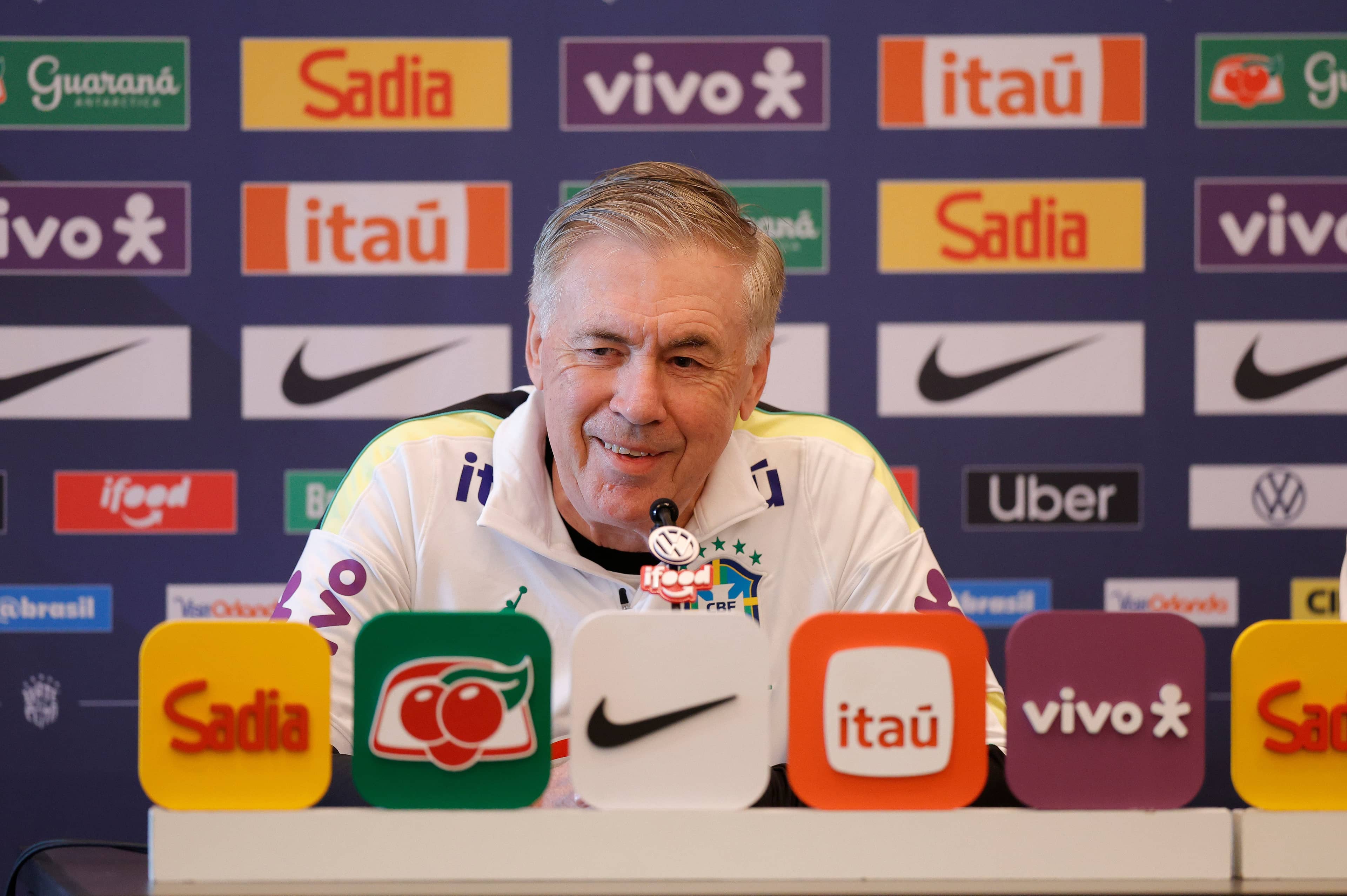 Ancelotti, em entrevista na manhã desta quarta-feira (25)